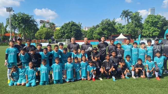 Ramaikan Piala Dunia Antarklub 2025, Legenda Timnas Indonesia Berbagi Ilmu Sepak Bola