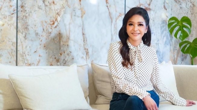 Maia Estianty Dapat Range Rover Rp6 Miliar dari Irwan Mussry, Ahmad Dhani Kena Senggol