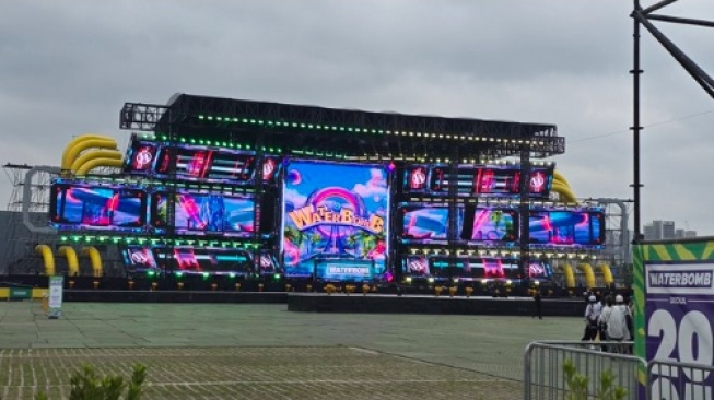 Waterbomb 2025 tampilkan lafaz Allah (Instagram)