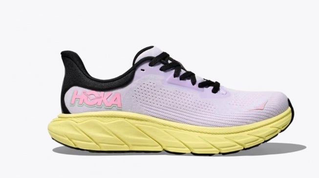 Hoka Arahi 7 (Hoka)