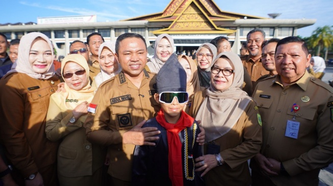 Dikha Anak Pacu Jalur Digelari Duta Pariwisata, Bercita-cita Jadi Tentara