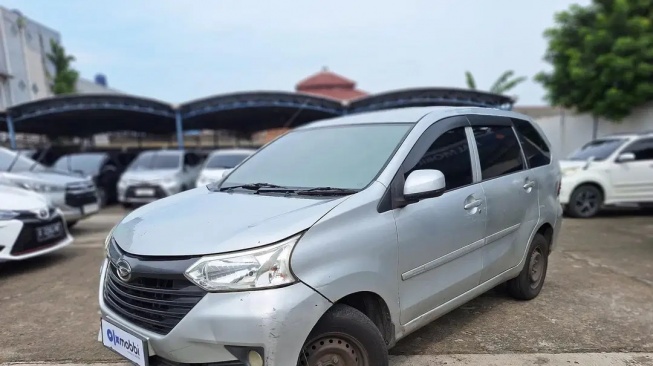 Daihatsu Xenia (2017). (OLX)