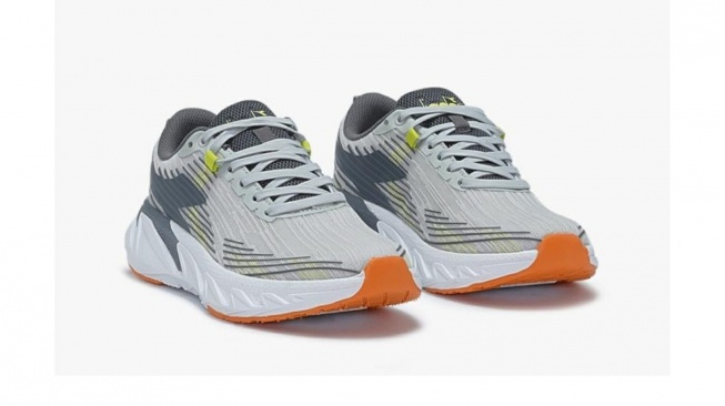 Diadora Hagen (Tokopedia)