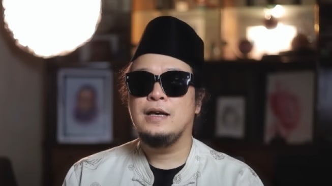 Sabrang Mowo Damar Panuluh alias Noe Letto. (tangkapan layar/Youtube)