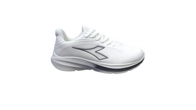 Diadora Hyder (Tokopedia)