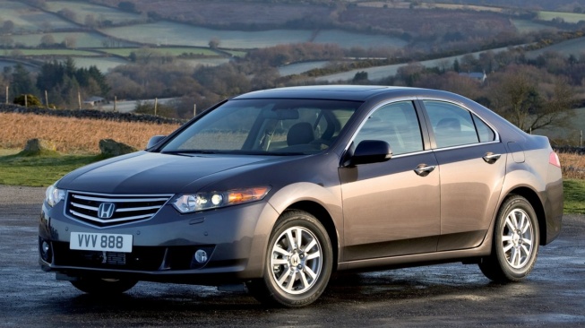 Honda Accord. (Drive Place)
