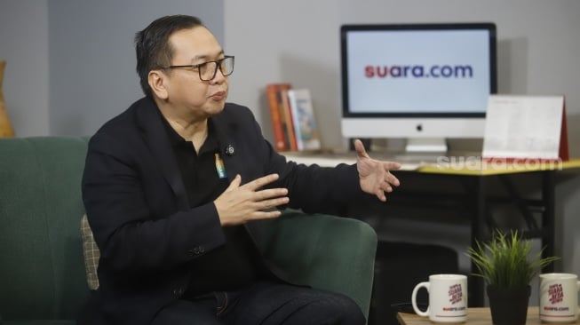 SVP Bullion Business PT Bank Syariah Indonesia Tbk Riko Wardhana mengatakan BSI siap bersaing jika perbankan lainnya tertarik untuk menjajakan bisnis emas di Indonesia. (Suara.com/Ramdhani)