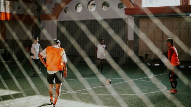 Tak Cuma Soal Menang: Memaknai Resiliensi Mental Lewat Olahraga Futsal