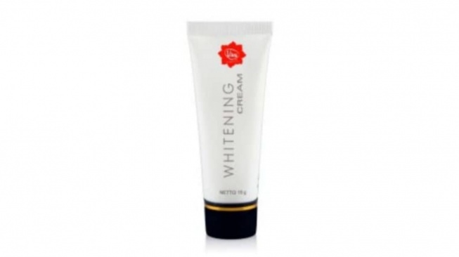 Produk Skincare Viva untuk Usia 40 Tahun Keatas (viva)