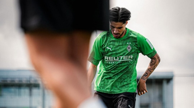 Kevin Diks Berada di Situasi Tak Enak, CEO Gladbach Kasih Peringatan