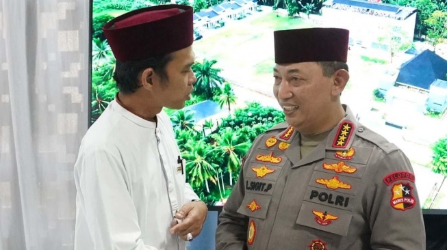 Kapolri-UAS Bertemu: Sinergi Ulama-Umara dan Pesan Menyejukkan di Bumi Lancang Kuning