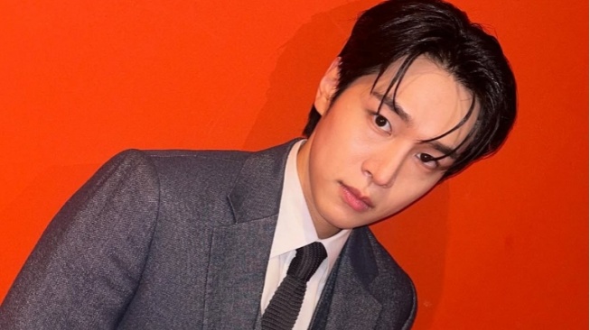 4 OOTD Keren ala Kang You Seok Buat yang Suka Gaya Low Effort Tapi Stylish!