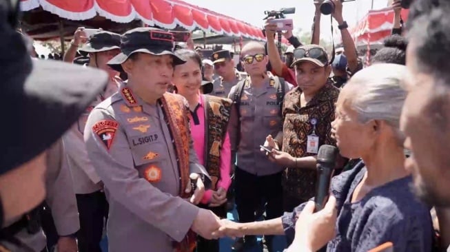 Dari Sumur Bor ke Seragam Bhayangkara: 5 Pemuda Palue Lolos Bintara Berkat Inspirasi Kapolri
