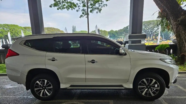Mitsubishi Pajero Sport (2017). (OLX)