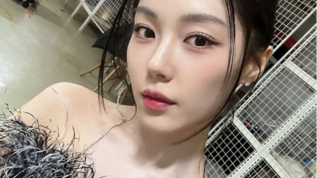 Suka Gaya Soft dan Kalem? Ini 4 Look Park Si Woo yang Cocok untuk Kamu