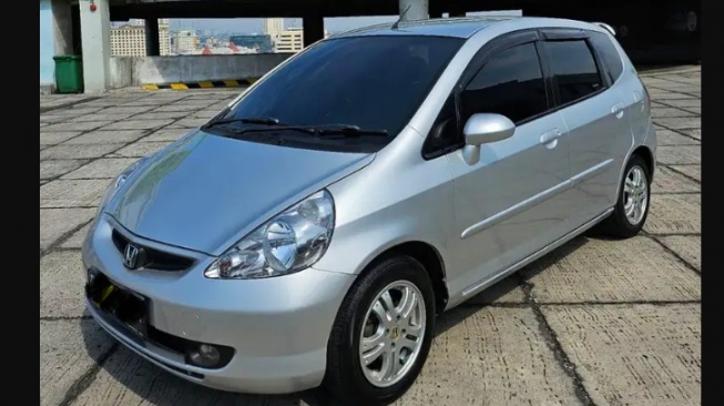 Honda Jazz 2006 (OLX)