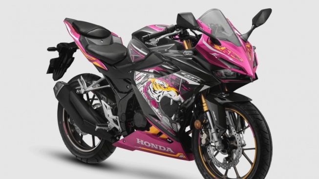Honda CBR150R CyberRoar (boonsiewhonda)