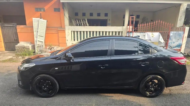 Toyota Limo (2014). (OLX)