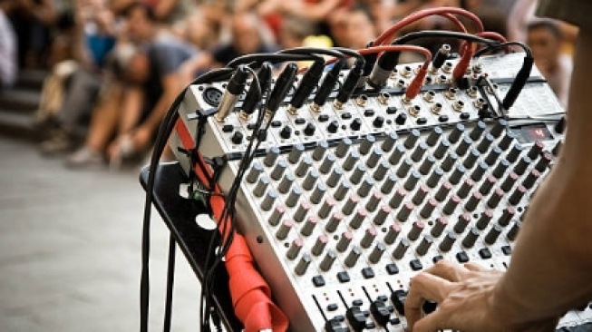 Viral Karnaval Mulyorejo Ricuh! Warga vs Peserta Bentrok Gegara Sound System Terlalu Bising