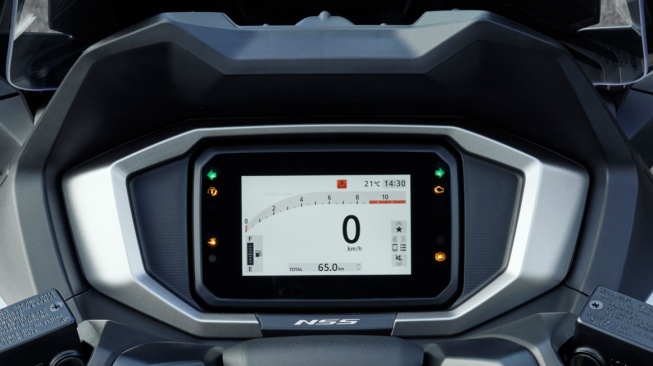 Honda NSS250, kembaran Forza pesaing Yamaha XMAX (boonsiewhonda)
