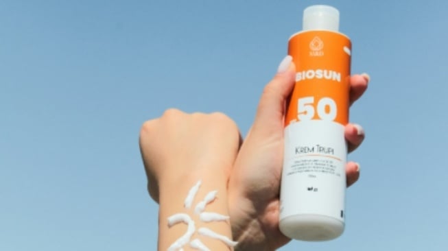7 Sunscreen Terbaik untuk Pekerja Lapangan: Tak Mudah Luntur, SPF Tinggi