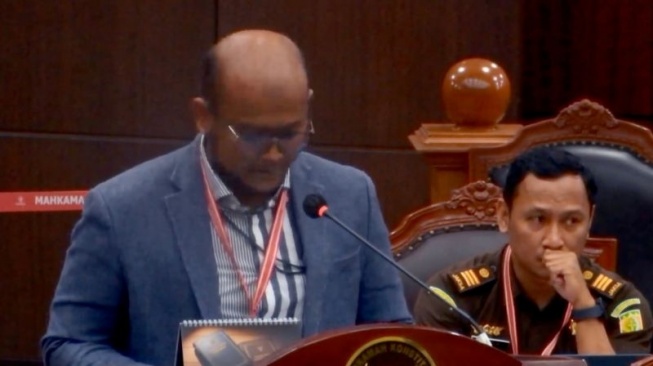 Hakim Yustisial pada Biro Hukum dan Humas Mahkamah Agung Rizkiansyah Panca Yunior Utomo menyampaikan keterangan MA terkait uji materi Undang-Undang Kejaksaan di Mahkamah Konstitusi, Jakarta, Selasa (15/7/2025). (ANTARA/Tangkapan layar)