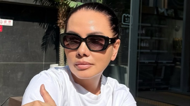 Fitri Salhuteru Tertawa Puas Lihat Doktif Diacuhkan Nikita Mirzani, Isu Judi Online Kembali Memanas