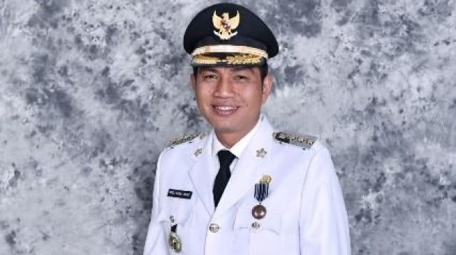 Siapa Muhammad Fadhil Arief? Bupati Batanghari Viral Marah Gegara Balon Terbang dan Tahan SK PPPK