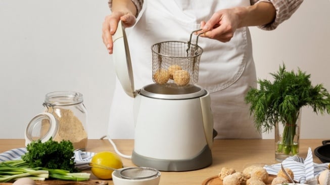 6 Rekomendasi Panci Listrik Serbaguna Terbaik: Praktis, Hemat Daya, dan Food Grade Mulai Rp60 Ribuan