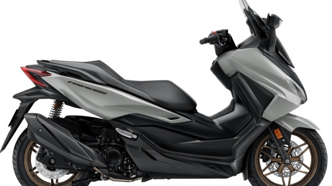 Honda NSS250, kembaran Forza pesaing Yamaha XMAX (boonsiewhonda)
