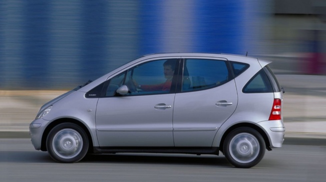 Mercedes-Benz A140. (Drive Place)