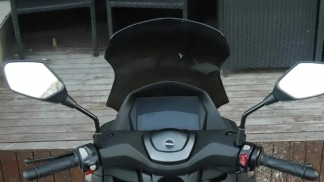 QJMotor Xun 150, motor yang disebut-sebut PCX Killer (2banh.vn)