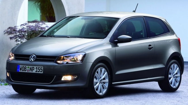 Volkswagen Polo. (Drive Place)