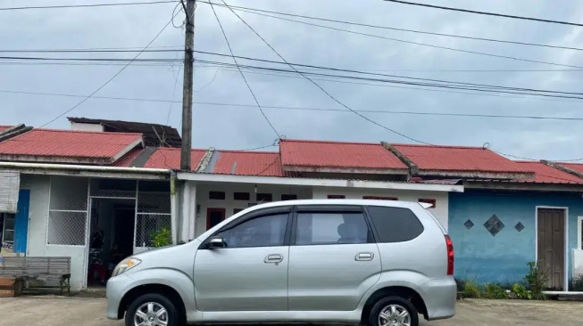 Daihatsu Xenia (2009). (OLX)