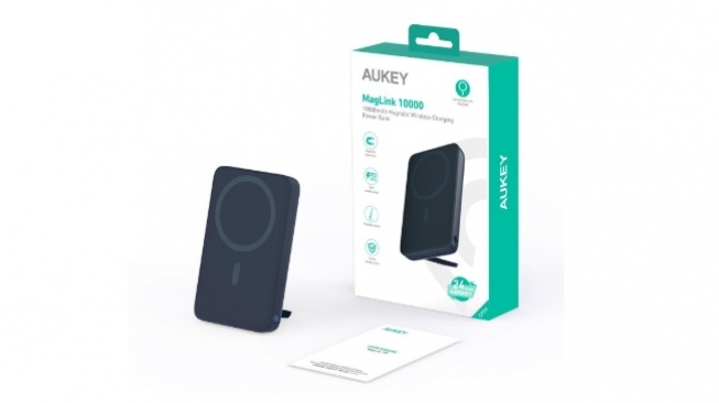 Rekomendasi Power Bank Wireless - Aukey PB-MS02-BU Power Bank. [Anker]
