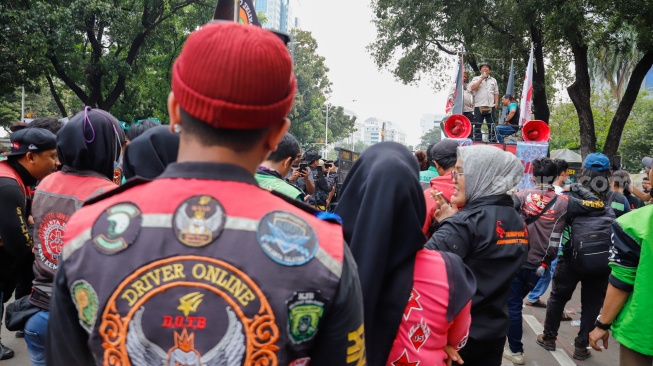 Demo Ojol di Monas: Tolak Potongan 10% dan Minta Perppu sebagai Payung Hukum