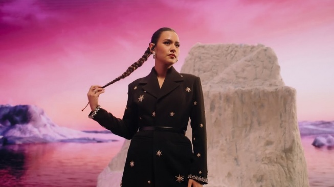 Review Album ambiVert Raisa. [Instagram raisa6690]