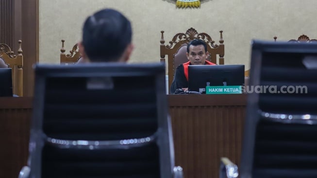 Tom Lembong Divonis! Hakim Sebut Kerugian Negara Rp320 Miliar Tak Terbukti dalam Kasus Impor Gula