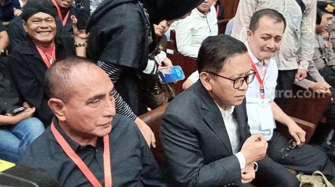 Hasto Bacakan Duplik, Eks Wakapolri Oegroseno hingga Edy Rahmayadi Ikut Pantau Sidang, Ada Apa?