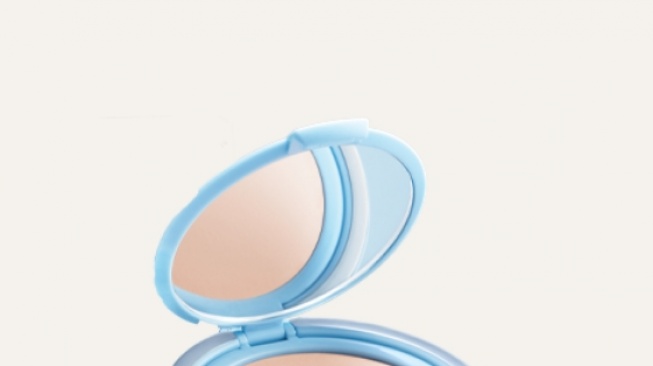 Wardah Lightening Powder Foundation Extra Cover (Website/Wardah)