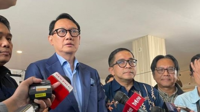 Dituding Tak Setara, Wamenlu Beberkan Hitungan di Balik Perjanjian Dagang dengan Amerika