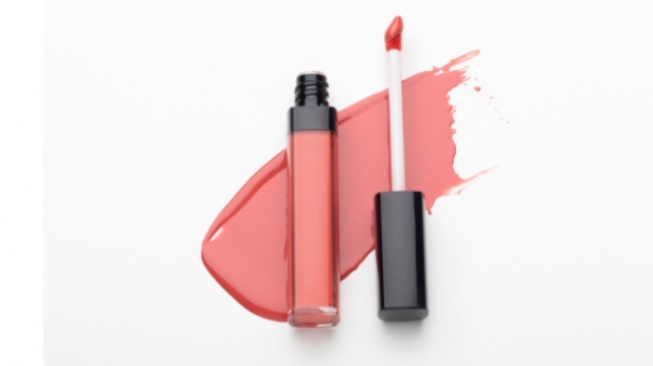 Lip Liner (freepik)