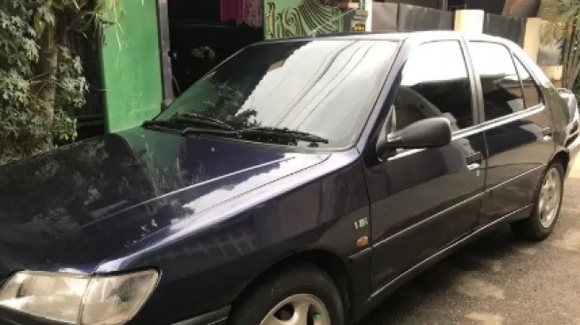 Peugeot 306. [OLX]