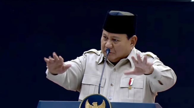 Dari Prabowo untuk Kaesang: Tiga Pantun, Satu Gajah, Banyak Makna