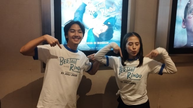 Ari Irham dan Adhisty Zara memainkan film Bertaut Rindu (Suara.com/Rosiana)