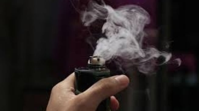 Viral Balita Isap Vape di Makassar, Pamannya Biang Kerok?
