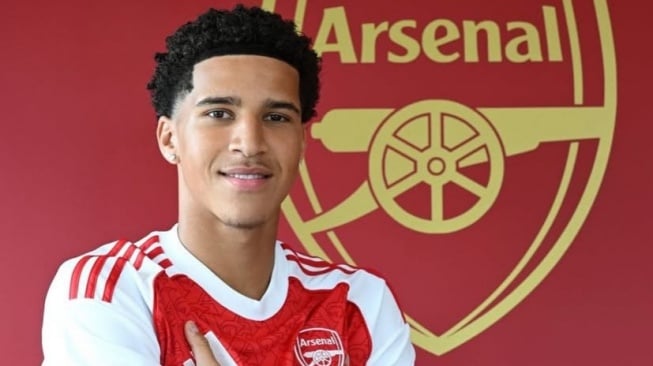 Siapa Demiane Agustien? Pemain Anyar Arsenal yang Siap Dipanggil Bela Timnas Indonesia!