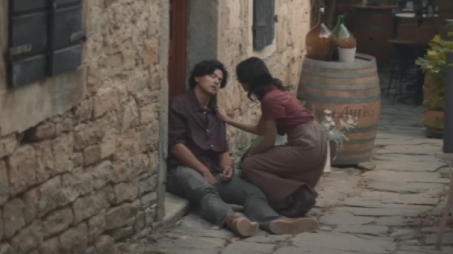 Dua Takdir Film Sore, Perjalanan dari Web Series YouTube ke Mahakarya Sinematik (YouTube)