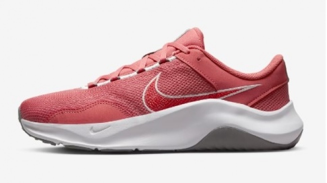 Nike Legend Essential 3