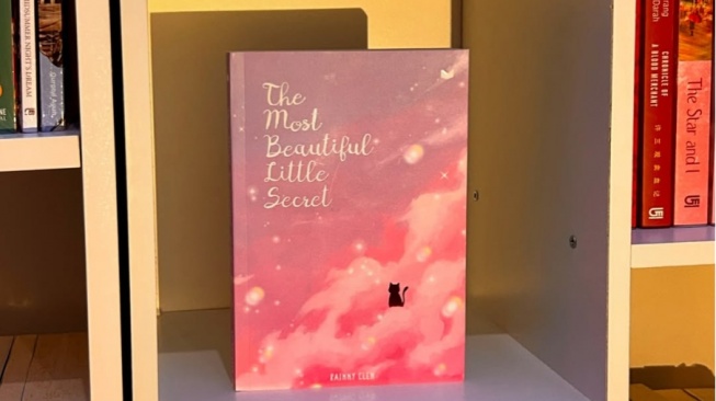 The Most Beautiful Little Secret: Novel yang Memikat dan Penuh Teka-Teki!